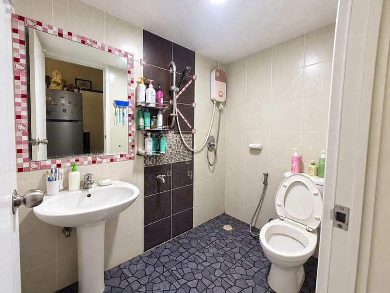 Pruksa Ville 42 Terdthai-Kalpapruk, Bangkok, Terdthai Road (opposite Soi Terdthai 72), Bang Wa, Phasi Charoen, Bangkok, 3 Bedrooms, 200 sqm, Townhouse For Sale, by ภัทรนัน อิศรางกูร ณ อยุธยา, 500632016 - DDproperty.com