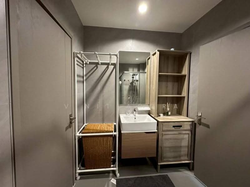 IDEO Sukhumvit Rama 4, Bangkok, Soi Sukhumvit 44, Sukhumvit Road, Phra Kanong, Khlong Toei, Bangkok, 2 Bedrooms, 45 sqm, Condo For Rent, by Vinit Arora, 500632083 - DDproperty.com
