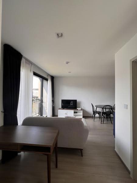 The Base Central, Phuket, Chao Fah Tawan Tok Rd, Wichit, Muang Phuket, Phuket, 2 Bedrooms, 47 sqm, Condo For Rent, by Chanatip Boonmuang, 500632160 - DDproperty.com
