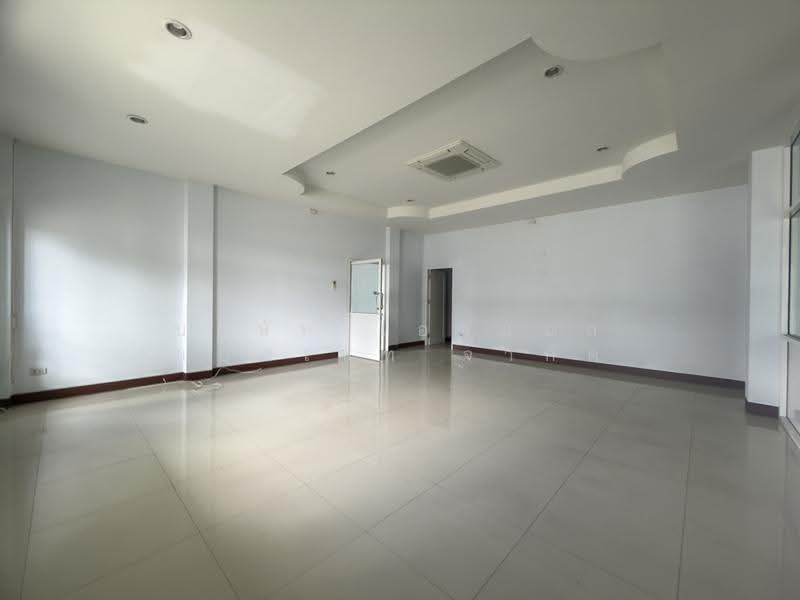 ให้เช่า โกดัง สำนักงาน รุ่งนภาท็อปแลนด์ โครงการ 2 บางเลน, นครปฐม, บางภาษี, บางเลน, นครปฐม, 2,116 ตร.ม., โกดัง-โรงงาน ให้เช่า, โดย บริษัท เอชแอล แอสเซท จำกัด, 500632213 - DDproperty.com
