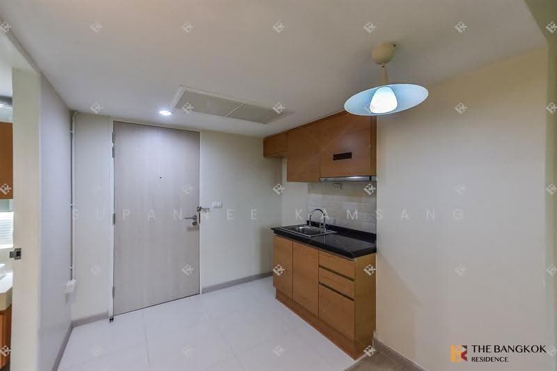 Focus on Saladaeng condominium, Bangkok, Yommarat Saladaeng, Silom, Bang Rak, Bangkok, 1 Bedroom, 34 sqm, Condo For Sale, by Supannee Kamsang, 500632246 - DDproperty.com