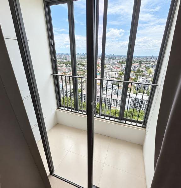 IDEO MOBI Sukhumvit 81, Bangkok, 2097 Sukhumvit Road, Bang Chak, Phra Khanong, Bangkok, 2 Bedrooms, 43 sqm, Condo For Sale, by Fazwaz (Thailand) Co., Ltd., 500632259 - DDproperty.com