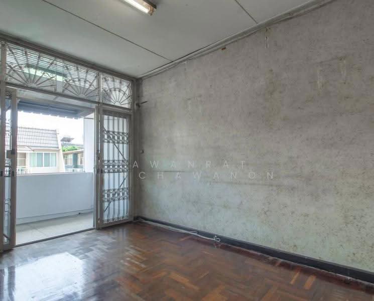 4-BR Townhouse, Bangkok, Thung Maha Mek, Sathon, Bangkok, 4 Bedrooms, 250 sqm, Townhouse For Sale, by Pawanrat Panchawanon, 500632277 - DDproperty.com