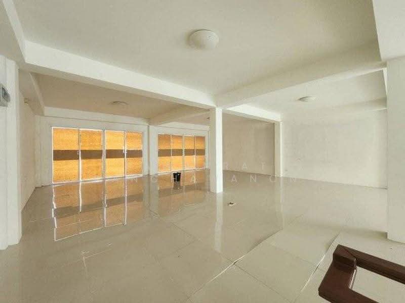 undefined, Bangkok, Praborommaharatchawang, Phra Nakhon, Bangkok, 1 Bedroom, 53 sqm, Townhouse For Sale, by Pawanrat Panchawanon, 500632285 - DDproperty.com