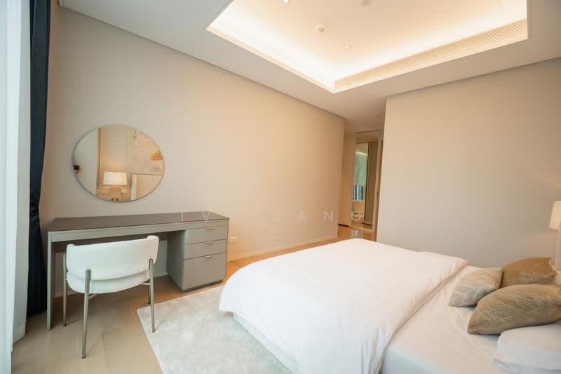 Baan Sindhorn, Bangkok, 89 Soi Langsuan, Langsuan Road, Lumphini, Pathum Wan, Bangkok, 2 Bedrooms, 126 sqm, Condo For Rent, by Ivy Jang, 500632298 - DDproperty.com