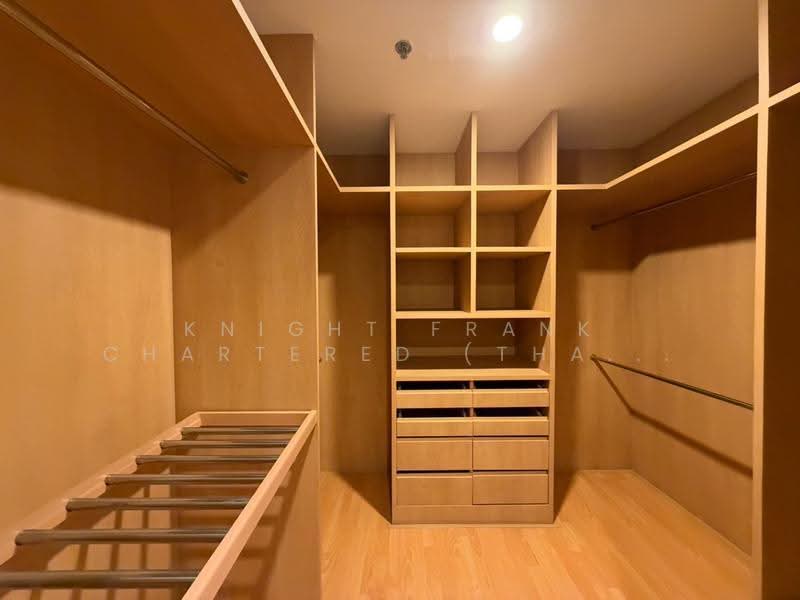 Baan Thai Living Ekkamai, Bangkok, 40 Soi Pridi Banomyong 31, Khlong Tan Nua, Watthana, Bangkok, 4 Bedrooms, 332 sqm, Condo For Rent, by Knight Frank Chartered (Thailand) Co.,Ltd, 500632339 - DDproperty.com