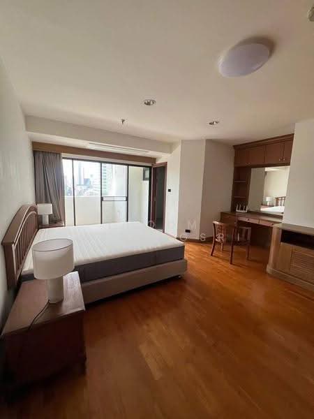 Fifty Fifth Tower, Bangkok, 84 Soi Sukhumvit 55, Sukhumvit Road, Khlong Tan Nua, Watthana, Bangkok, 3 Bedrooms, 165 sqm, Condo For Rent, by Phoom Imruangsri, 500632355 - DDproperty.com