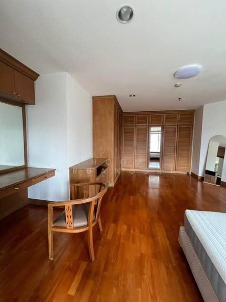 Fifty Fifth Tower, Bangkok, 84 Soi Sukhumvit 55, Sukhumvit Road, Khlong Tan Nua, Watthana, Bangkok, 3 Bedrooms, 165 sqm, Condo For Rent, by Phoom Imruangsri, 500632355 - DDproperty.com