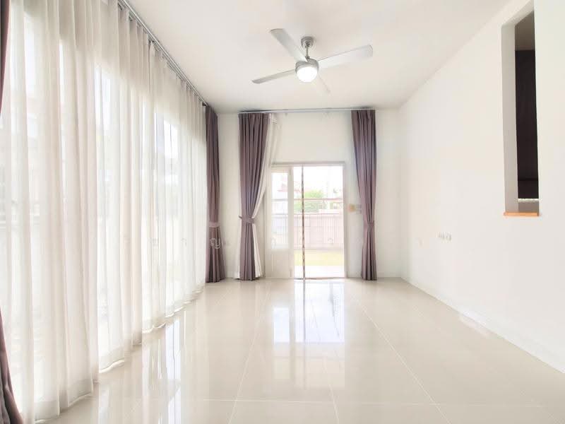 Parkway Chalet Ramkhamhaeng, Bangkok, 103 Ramkhamhaeng Road, Min Buri, Bangkok, 3 Bedrooms, 180 sqm, Single Detached House For Sale, by Wicharn Kaonah, 500632409 - DDproperty.com
