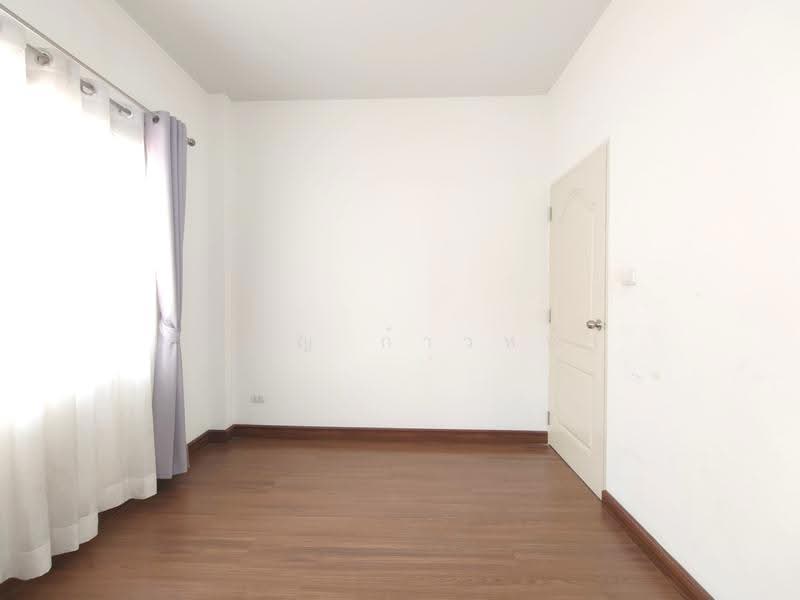 Parkway Chalet Ramkhamhaeng, Bangkok, 103 Ramkhamhaeng Road, Min Buri, Bangkok, 3 Bedrooms, 180 sqm, Single Detached House For Sale, by Wicharn Kaonah, 500632409 - DDproperty.com