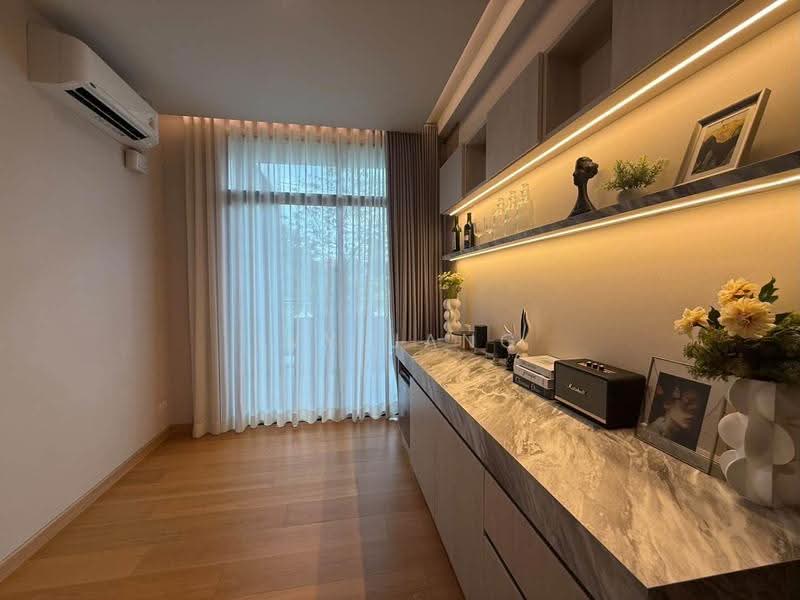 Baan On Nut Sukhumvit 77, Bangkok, Sukhumvit 77 Road, Suan Luang, Bangkok, 4 Bedrooms, 587 sqm, Condo For Rent, by Ivy Jang, 500632410 - DDproperty.com