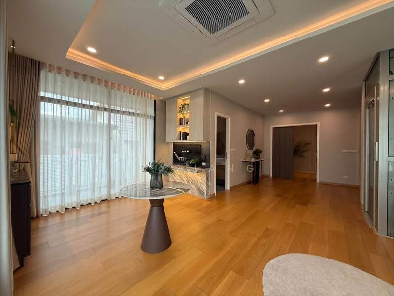 Baan On Nut Sukhumvit 77 : บ้านอ่อนนุช สุขุมวิท 77, กรุงเทพ, ถนนสุขุมวิท 77, สวนหลวง, กรุงเทพ, 587 ตร.ม., คอนโด ให้เช่า, โดย Ivy Jang, 500632410 - DDproperty.com