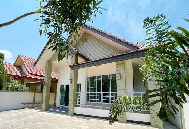 A house for rent near 89 Plaza, Chiang Mai Rental Price: 16,000 THB / month Property ID: No.15H222, Chiang Mai, Nong Phung, Saraphi, Chiang Mai, 3 Bedrooms, 110 sqm, Single Detached House For Rent, by Baandeedee Chiangmai, 500632501 - DDproperty.com