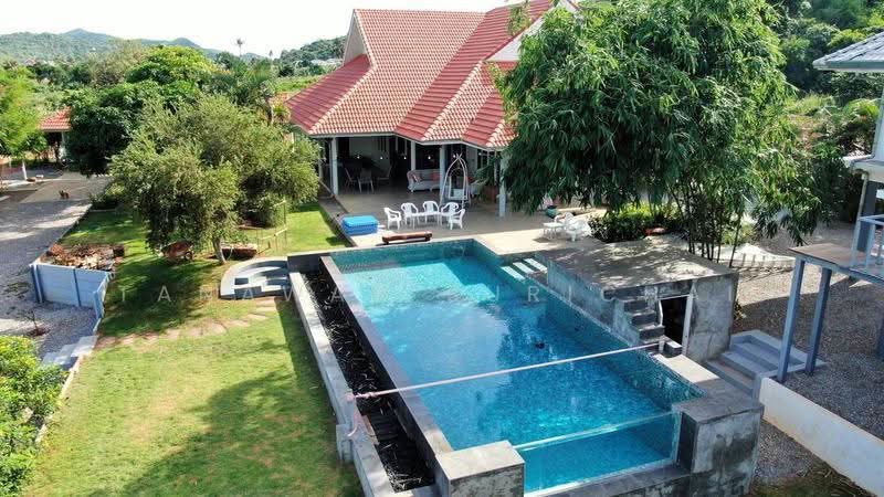 4-BR Villa, Prachuap Khiri Khan, Wang-Pong, Pran Buri, Prachuap Khiri Khan, 4 Bedrooms, 240 sqm, Villa For Sale, by Tanawan Surichai, 500632527 - DDproperty.com