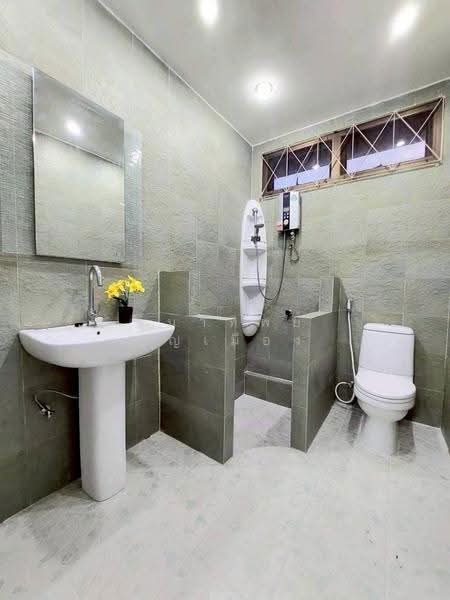 Chaofa Thani, Phuket, เจ้าฟ้าตะวันตก, Chalong, Muang Phuket, Phuket, 2 Bedrooms, 110 sqm, Single Detached House For Rent, by Chanatip Boonmuang, 500632538 - DDproperty.com
