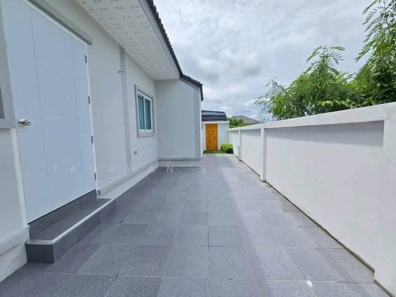 3-BR House, Prachuap Khiri Khan, Hin Lek Fai, Hua Hin, Prachuap Khiri Khan, 3 Bedrooms, 204 sqm, Single Detached House For Sale, by Tanawan Surichai, 500632575 - DDproperty.com