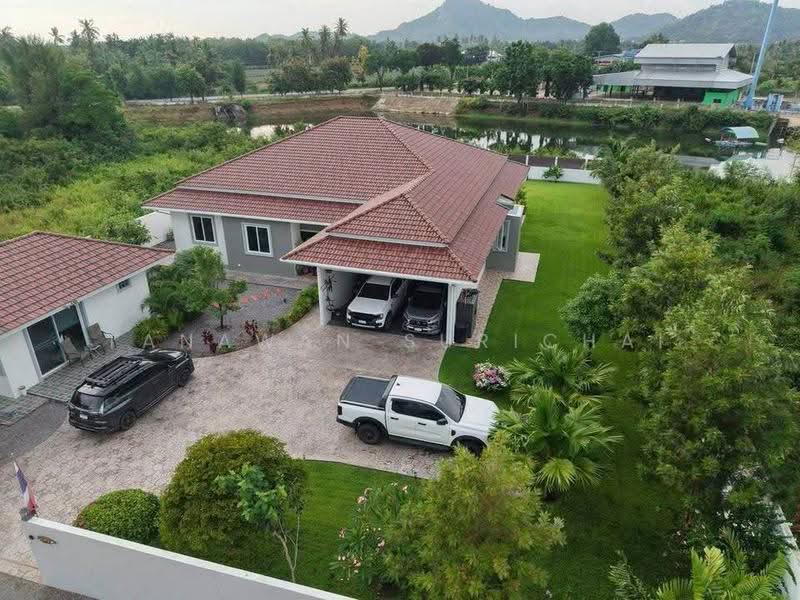 5-BR House, Prachuap Khiri Khan, Hua Hin, Prachuap Khiri Khan, 5 Bedrooms, 322 sqm, Single Detached House For Sale, by Tanawan Surichai, 500632627 - DDproperty.com