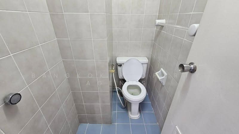 G.P. Grande Tower, Bangkok, 55 Sukhumvit 23, Khlongtoei Nua, Watthana, Bangkok, 3 Bedrooms, 221 sqm, Condo For Rent, by BANGKOK PROPERTY AGENTS, 500632706 - DDproperty.com