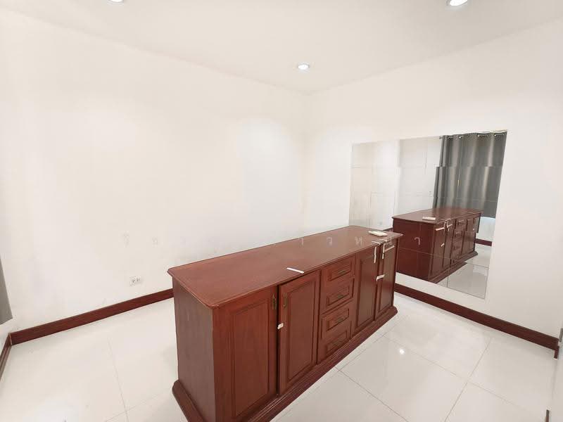 The Metro Rama 9, Bangkok, Soi 3/2, Prawet, Bangkok, 3 Bedrooms, 150 sqm, Townhouse For Sale, by Wicharn Kaonah, 500632724 - DDproperty.com