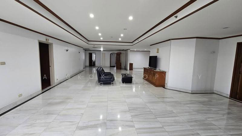 Las Colinas, Bangkok, Sukhumvit 21 Road, Khlongtoei Nua, Watthana, Bangkok, 4 Bedrooms, 240 sqm, Condo For Rent, by BANGKOK PROPERTY AGENTS, 500632734 - DDproperty.com