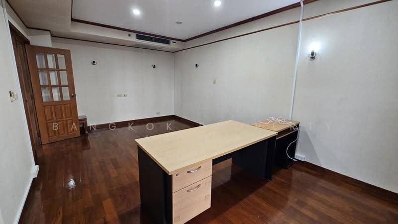 Las Colinas, Bangkok, Sukhumvit 21 Road, Khlongtoei Nua, Watthana, Bangkok, 4 Bedrooms, 240 sqm, Condo For Rent, by BANGKOK PROPERTY AGENTS, 500632734 - DDproperty.com
