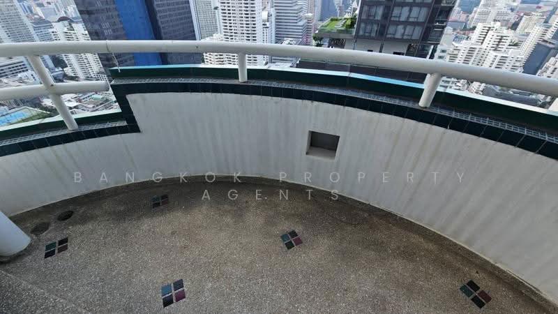 Las Colinas, Bangkok, Sukhumvit 21 Road, Khlongtoei Nua, Watthana, Bangkok, 4 Bedrooms, 240 sqm, Condo For Rent, by BANGKOK PROPERTY AGENTS, 500632734 - DDproperty.com