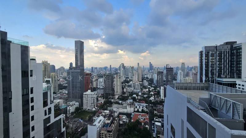 Las Colinas, Bangkok, Sukhumvit 21 Road, Khlongtoei Nua, Watthana, Bangkok, 4 Bedrooms, 240 sqm, Condo For Rent, by BANGKOK PROPERTY AGENTS, 500632734 - DDproperty.com