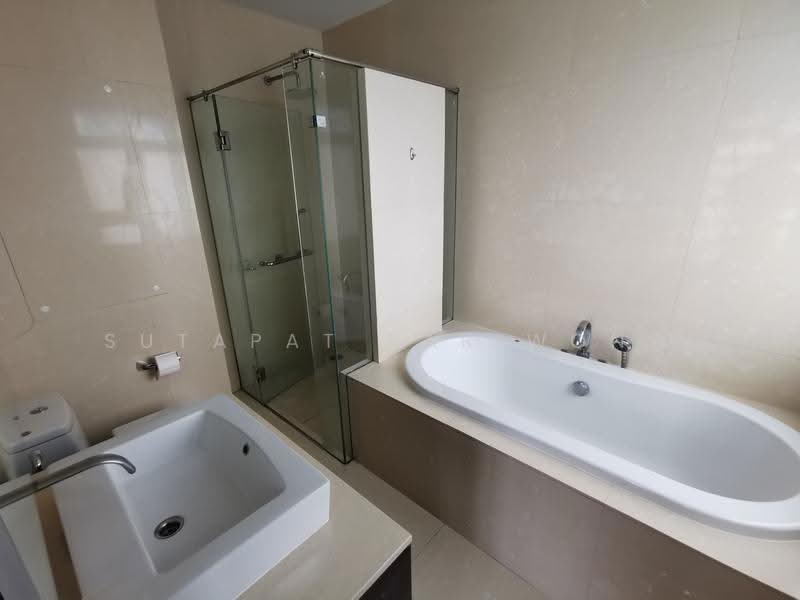 The Madison, Bangkok, Sukhumvit 41, Khlong Tan Nua, Watthana, Bangkok, 3 Bedrooms, 178 sqm, Condo For Rent, by Sutapat Pariwong, 500632747 - DDproperty.com