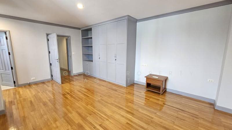 Ruamsuk Condominium, Bangkok, 12 Soi Athakravi, Khong Tan, Khlong Toei, Bangkok, 3 Bedrooms, 330 sqm, Condo For Rent, by BANGKOK PROPERTY AGENTS, 500632792 - DDproperty.com