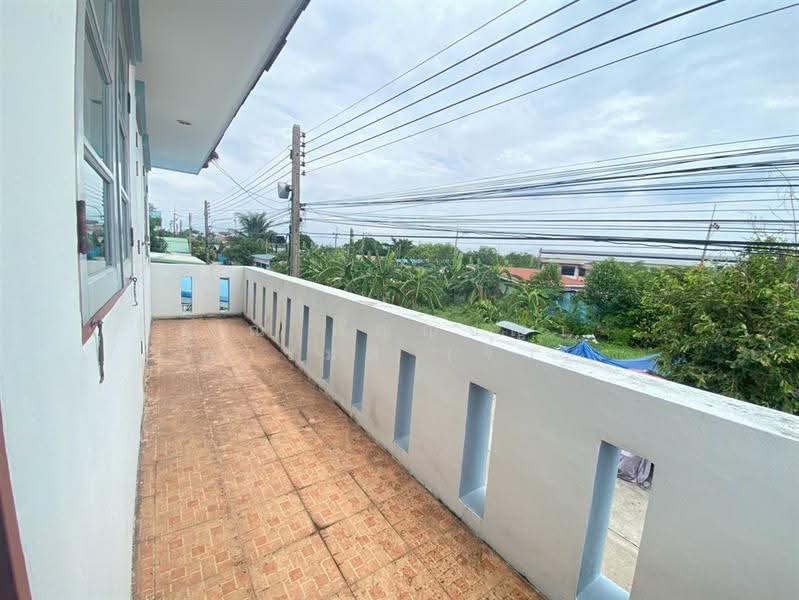 บ้านเดี่ยว 2 ชั้น 61.2 ตร.ว. บ้านเดี่ยว ใกล้มหาวิทยาลัยเทคโนโลยีราชมงคลธัญบุรี ถนนรังสิต-นครนายก, Pathum Thani, ถนนรังสิต-นครนายก, Khlong Hok, Khlong Luang, Pathum Thani, 3 Bedrooms, 240 sqm, Single Detached House For Sale, by คุณ กัญญ์ชญา คารมดี (จิ๋ว), 500632852 - DDproperty.com