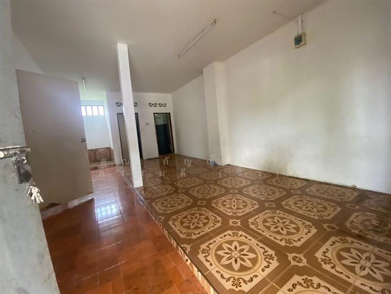 บ้านเดี่ยว 2 ชั้น 61.2 ตร.ว. บ้านเดี่ยว ใกล้มหาวิทยาลัยเทคโนโลยีราชมงคลธัญบุรี ถนนรังสิต-นครนายก, Pathum Thani, ถนนรังสิต-นครนายก, Khlong Hok, Khlong Luang, Pathum Thani, 3 Bedrooms, 240 sqm, Single Detached House For Sale, by คุณ กัญญ์ชญา คารมดี (จิ๋ว), 500632852 - DDproperty.com