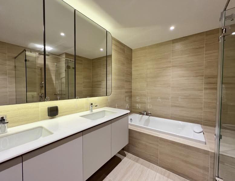 Via 61, Bangkok, Khlong Tan Nua, Watthana, Bangkok, 2 Bedrooms, 101 sqm, Condo For Rent, by GT Real Estate Thailand, 500632864 - DDproperty.com