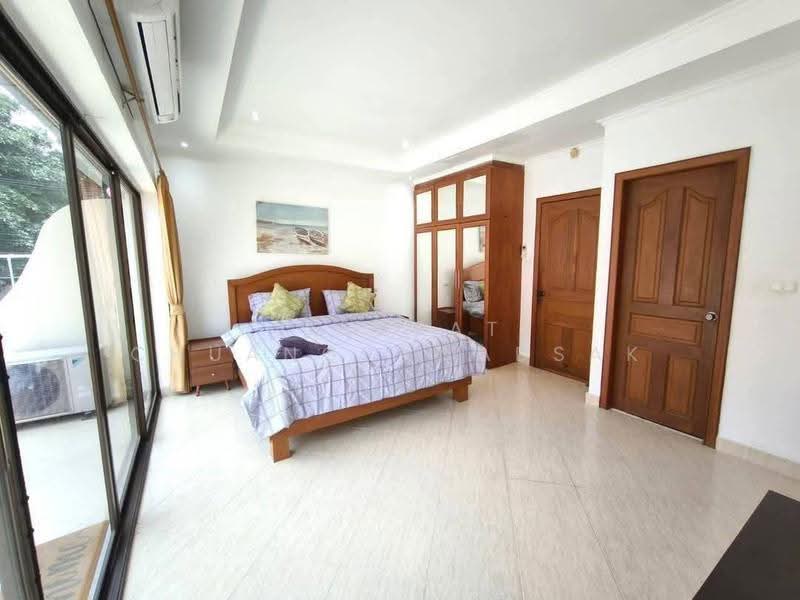undefined, Chon Buri (Pattaya), Nong Pru, Bang Lamung (Pattaya), Chon Buri (Pattaya), 4 Bedrooms, 180 sqm, Townhouse For Rent, by Jirapat Chuangsawadsak, 500632923 - DDproperty.com