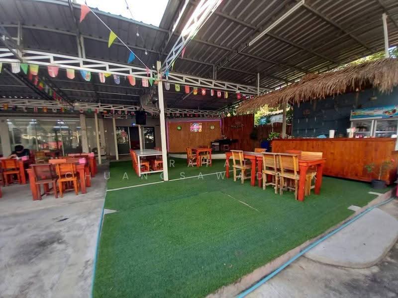 3-BR House, Chon Buri (Pattaya), Na Kloe, Bang Lamung (Pattaya), Chon Buri (Pattaya), 3 Bedrooms, 300 sqm, Single Detached House For Rent, by Jirapat Chuangsawadsak, 500632930 - DDproperty.com