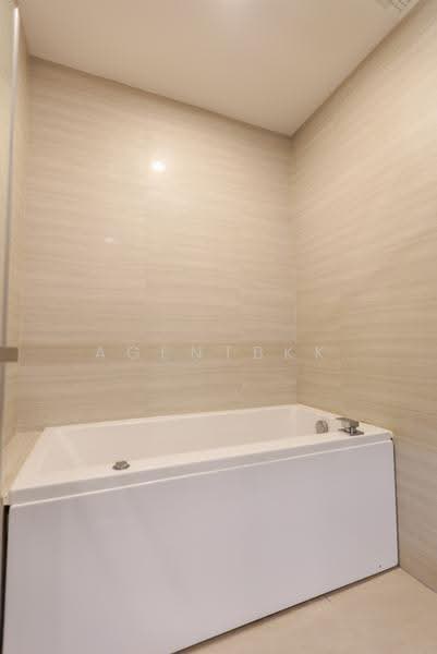 Park Origin Thonglor, Bangkok, Soi Thonglor 10, Sukhumvit Road, Khlong Tan Nua, Watthana, Bangkok, 2 Bedrooms, 45 sqm, Condo For Rent, by Agentbkk, 500632946 - DDproperty.com