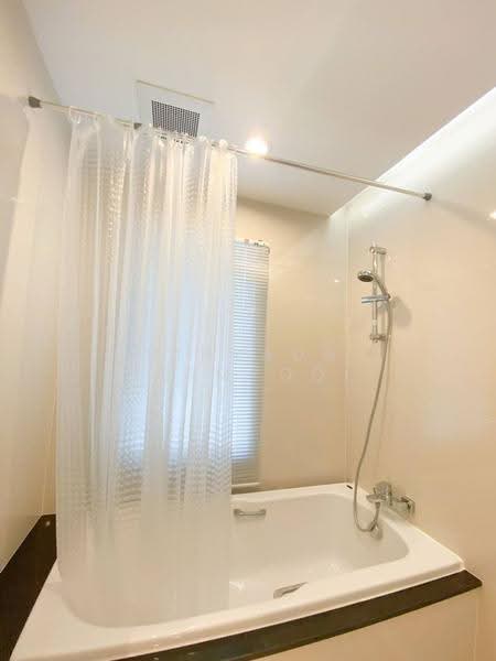 Grand Langsuan, Bangkok, Soi Lang Suan ,Ploenchit Road, Lumphini, Pathum Wan, Bangkok, 2 Bedrooms, 103 sqm, Condo For Rent, by Rinrada Permpool, 500632962 - DDproperty.com