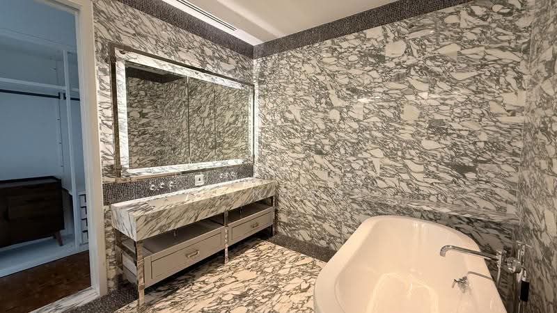 The Ritz-Carlton Residences : เดอะ ริซท์-คาร์ลตัน เรสซิเดนเซส, กรุงเทพ, 114 ถ.นราธิวาสราชนครินทร์, สีลม, บางรัก, กรุงเทพ, 135 ตร.ม., คอนโด ให้เช่า, โดย Rungtiwa Chinchai, 500633019 - DDproperty.com