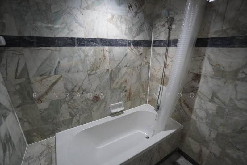 Regent Royal Place 2, Bangkok, Rajdamri, Lumphini, Pathum Wan, Bangkok, 3 Bedrooms, 178 sqm, Condo For Rent, by Rinrada Permpool, 500633048 - DDproperty.com