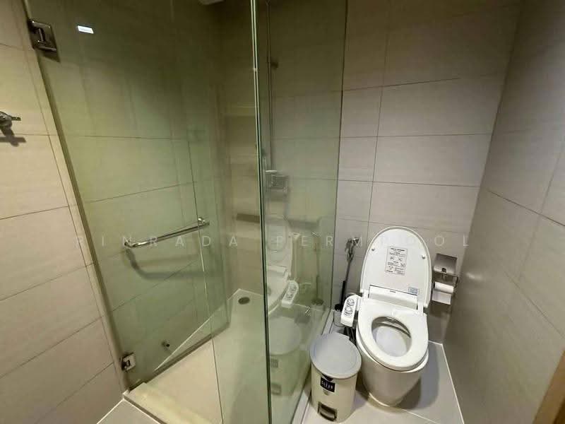 Siri At Sukhumvit, Bangkok, 902 Sukhumvit Road, Phra Kanong, Khlong Toei, Bangkok, 1 Bedroom, 52 sqm, Condo For Rent, by Rinrada Permpool, 500633195 - DDproperty.com