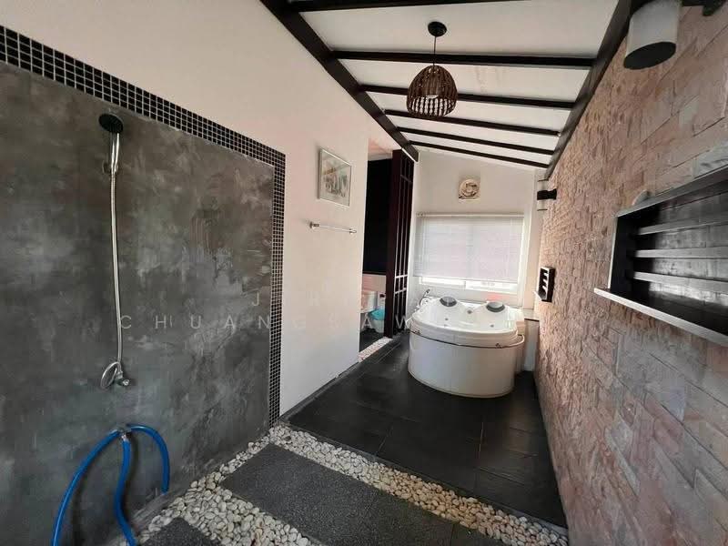 4-BR House, Prachuap Khiri Khan, Hua Hin, Prachuap Khiri Khan, 4 Bedrooms, 200 sqm, Single Detached House For Rent, by Jirapat Chuangsawadsak, 500633202 - DDproperty.com