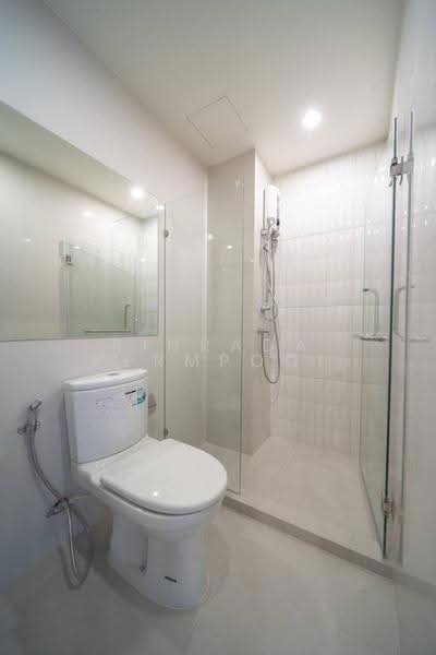 Life Asoke, Bangkok, Asoke-Dindang Road, Bang Kapi, Huai Khwang, Bangkok, 1 Bedroom, 30 sqm, Condo For Rent, by Rinrada Permpool, 500633221 - DDproperty.com