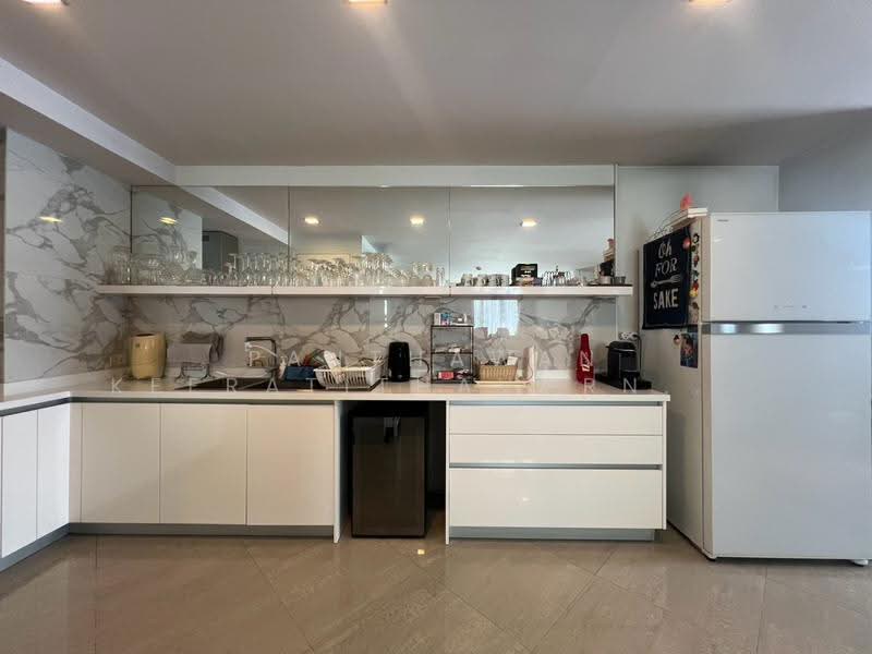 The Silk Phaholyothin-Aree 2, Bangkok, Phaholyothin, Samsen Nai, Phaya Thai, Bangkok, 2 Bedrooms, 160 sqm, Condo For Sale, by Panthawan Keeratithavornanan, 500633241 - DDproperty.com