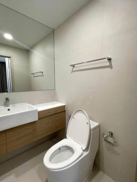 The Lofts Ekkamai, Bangkok, 1415 Sukhumvit Road, Phra Kanong Nua, Watthana, Bangkok, 1 Bedroom, 51 sqm, Condo For Rent, by Rinrada Permpool, 500633280 - DDproperty.com