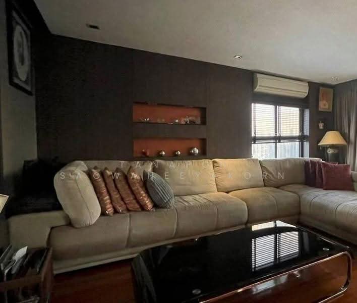 Lumpini Ville Phahol-Suthisarn, Bangkok, 23 Inthamara 2 Alley, Samsen Nai, Phaya Thai, Bangkok, 3 Bedrooms, 138 sqm, Condo For Sale, by Tanapon Saowaneeyakorn, 500633327 - DDproperty.com