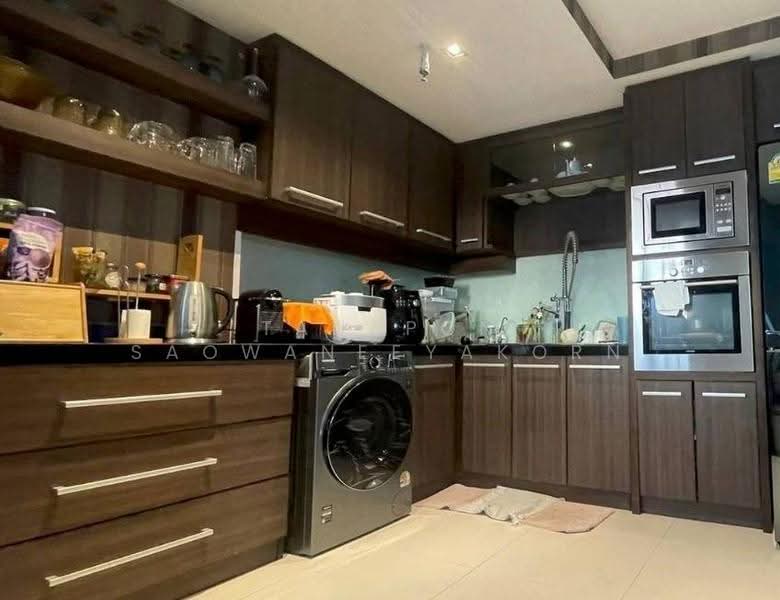 Lumpini Ville Phahol-Suthisarn, Bangkok, 23 Inthamara 2 Alley, Samsen Nai, Phaya Thai, Bangkok, 3 Bedrooms, 138 sqm, Condo For Sale, by Tanapon Saowaneeyakorn, 500633327 - DDproperty.com
