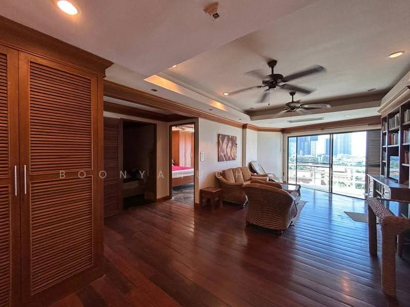 View Talay 2, Chon Buri (Pattaya), Thap Phraya Road, Nong Pru, Bang Lamung (Pattaya), Chon Buri (Pattaya), 2 Bedrooms, 74 sqm, Condo For Sale, by Boonyanuch Unna, 500633369 - DDproperty.com