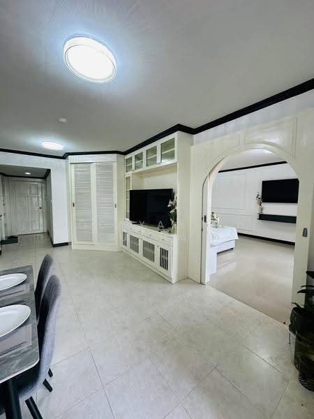 Kieng Talay Condotel, Chon Buri (Pattaya), Soi Phratamnak, Nong Pru, Bang Lamung (Pattaya), Chon Buri (Pattaya), 2 Bedrooms, 80 sqm, Condo For Sale, by Boonyanuch Unna, 500633381 - DDproperty.com