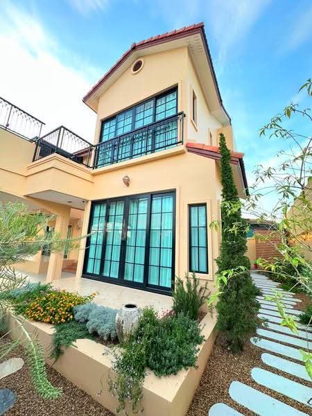 5-BR Villa, Chon Buri (Pattaya), Huai Yai, Bang Lamung (Pattaya), Chon Buri (Pattaya), 5 Bedrooms, 340 sqm, Villa For Sale, by Boonyanuch Unna, 500633390 - DDproperty.com