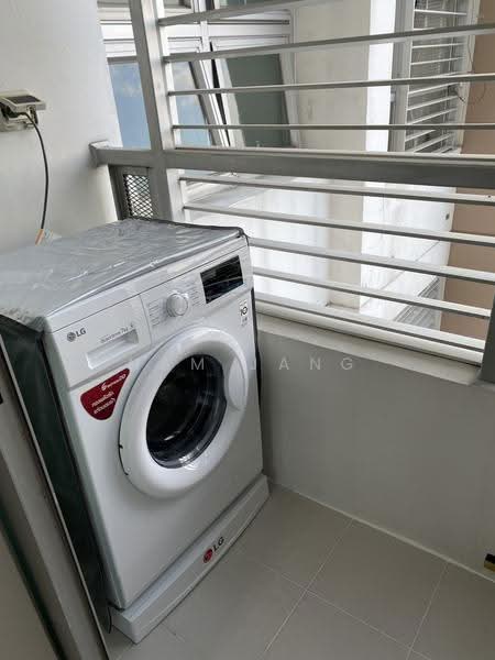 Q House Condo Sathorn, Bangkok, Thonburi Road, Khlong Ton Sai, Khlong San, Bangkok, 1 Bedroom, 35 sqm, Condo For Rent, by nam jang, 500633455 - DDproperty.com