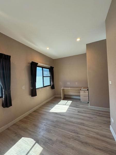 Verve Rama 9, Bangkok, Kanchanaphisek Road, Saphan Sung, Bangkok, 2 Bedrooms, 117 sqm, Townhouse For Rent, by Nattayaporn Peumkul (Benz), 500633458 - DDproperty.com